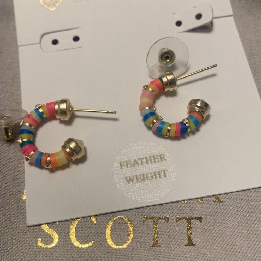 Kendra Scott Reece Gold In Neon Mix Huggie Earrings